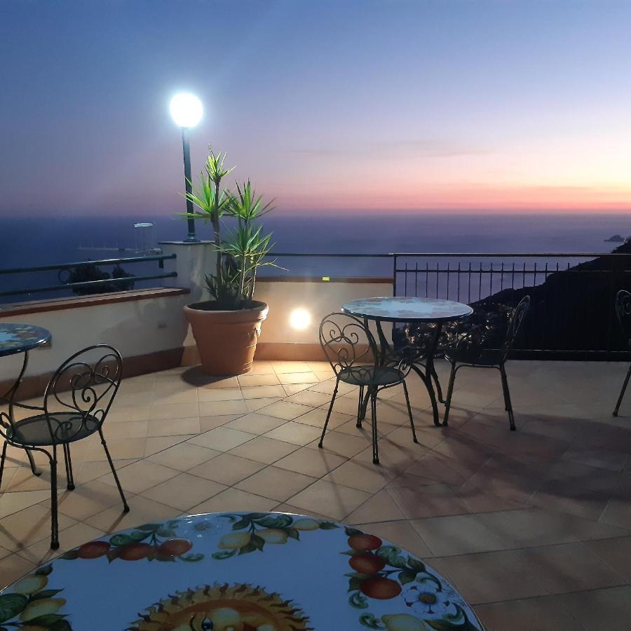 Hotel Le Marelle Furore Zewnętrze zdjęcie