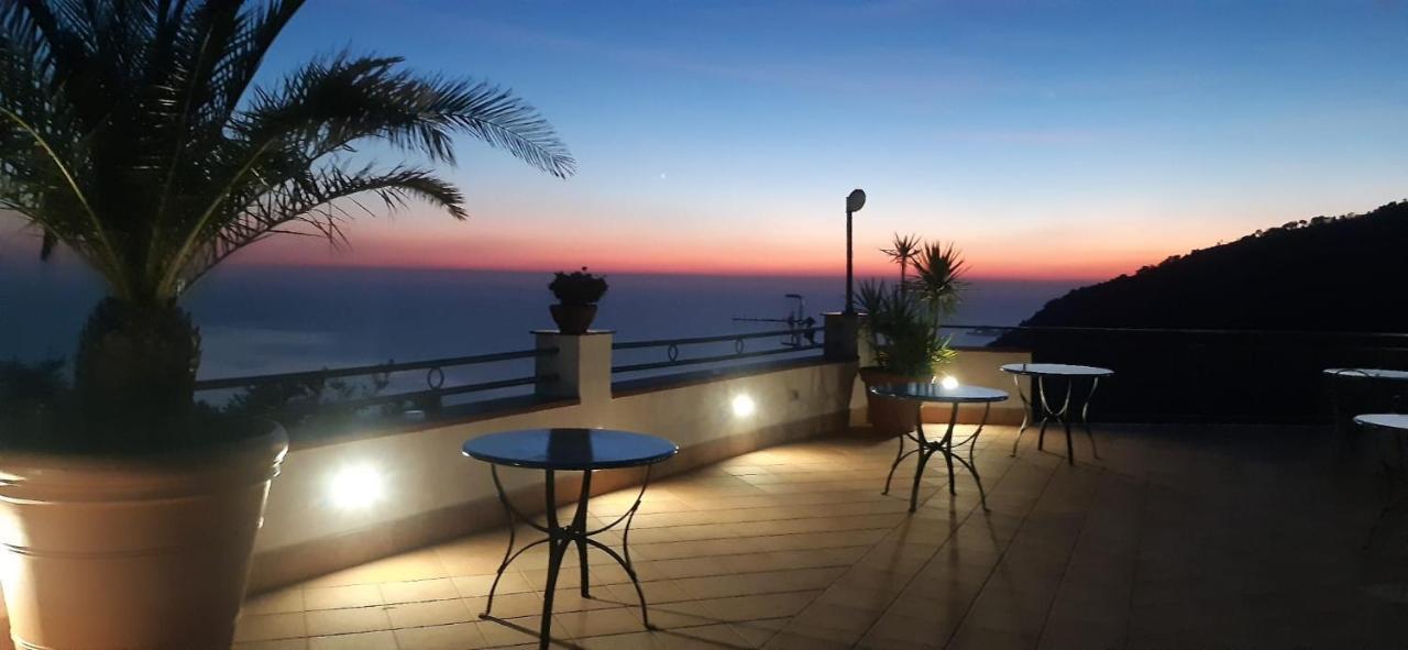Hotel Le Marelle Furore Zewnętrze zdjęcie