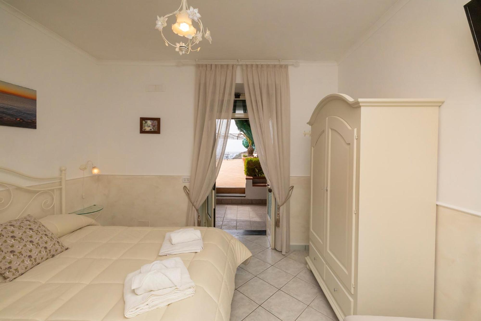 Hotel Le Marelle Furore Zewnętrze zdjęcie