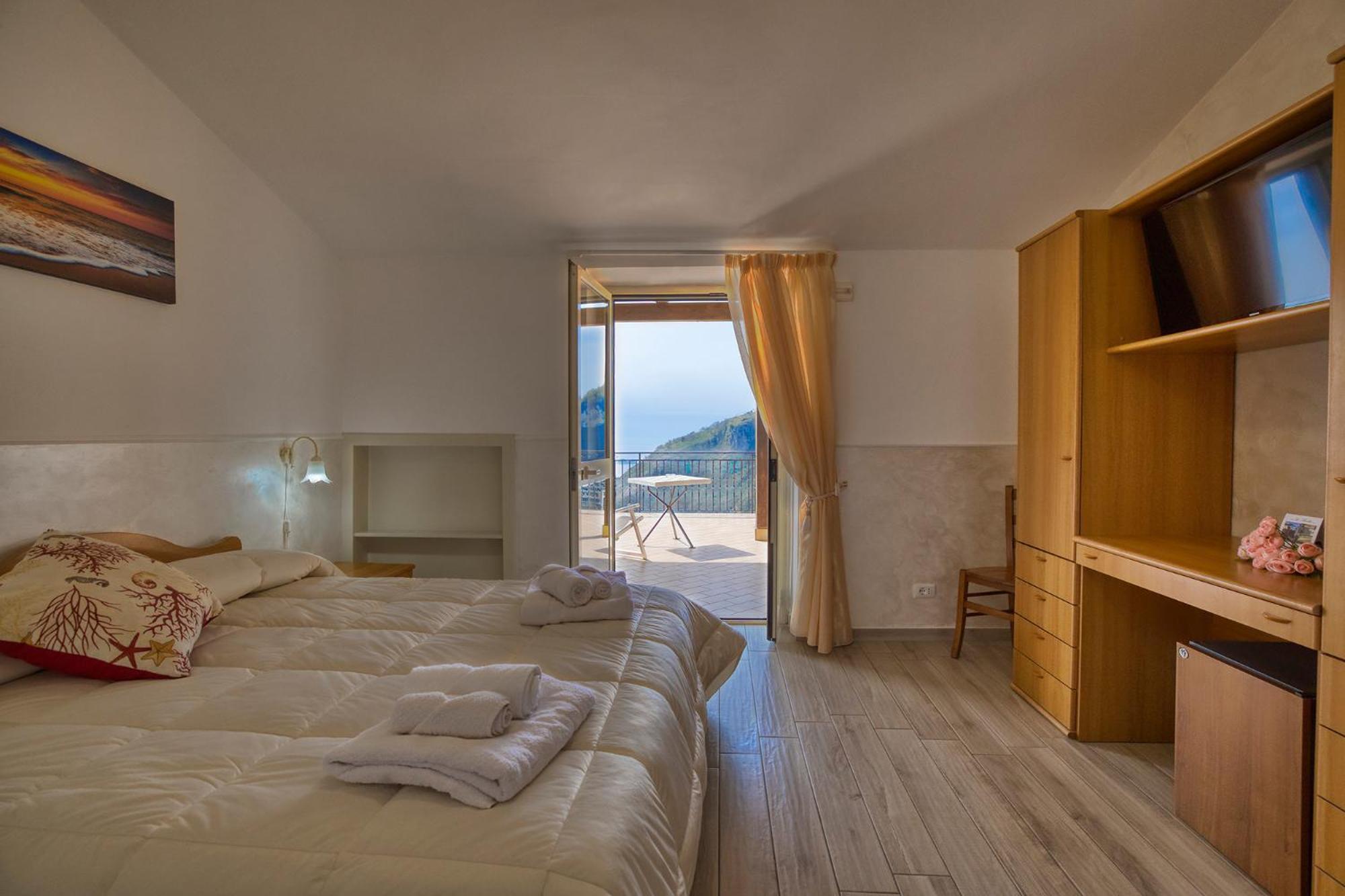 Hotel Le Marelle Furore Zewnętrze zdjęcie